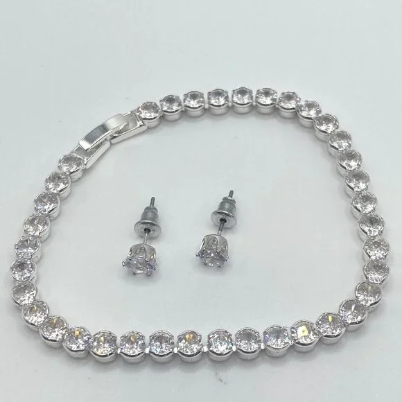 Silver Plated Cubic Zirconia Tennis Bracelet and Earring Set - Picture 5 of 8